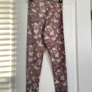 Balance Athletica Camo Leggings Never Worn